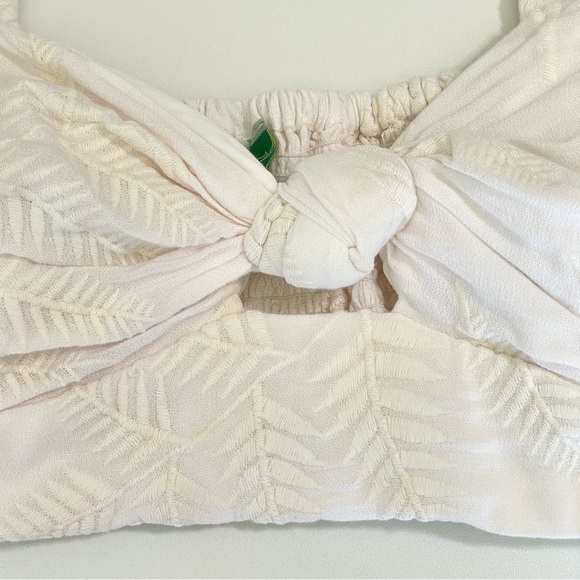 FARM Rio White Crop Top - Picture 5 of 8